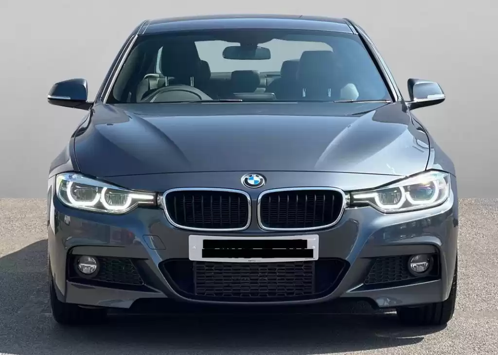 مستعملة BMW 320 للبيع في لندن-الكبرى , إنجلترا #27781 - 1  صورة 