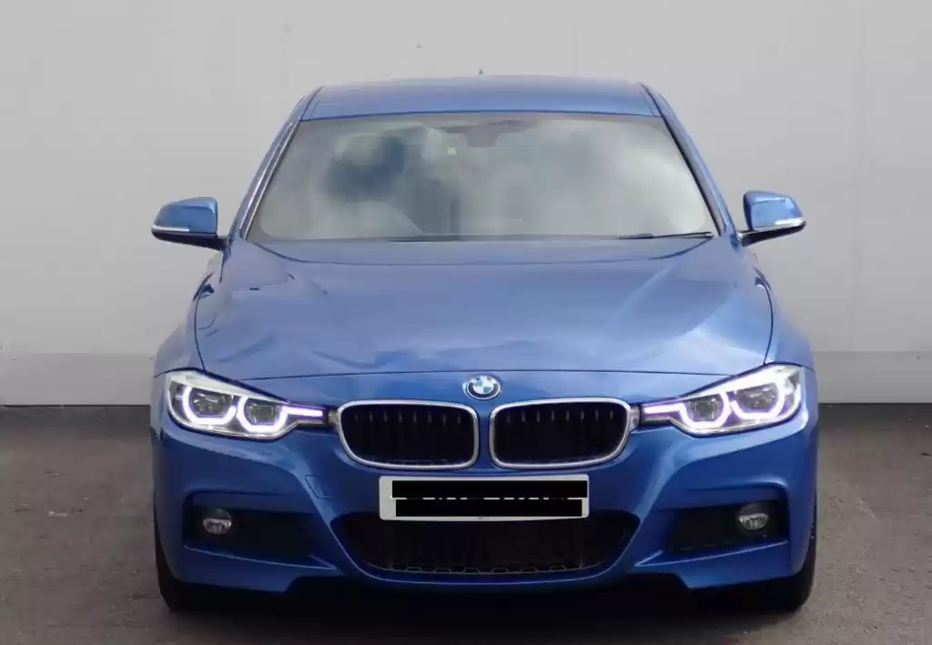 Использовал BMW 320 Продается в Лондон , Большой Лондон , Англия #27795 - 1  image 