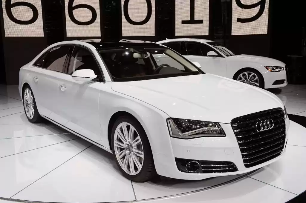 Использовал Audi Unspecified Продается в Лондон , Большой Лондон , Англия #28016 - 1  image 