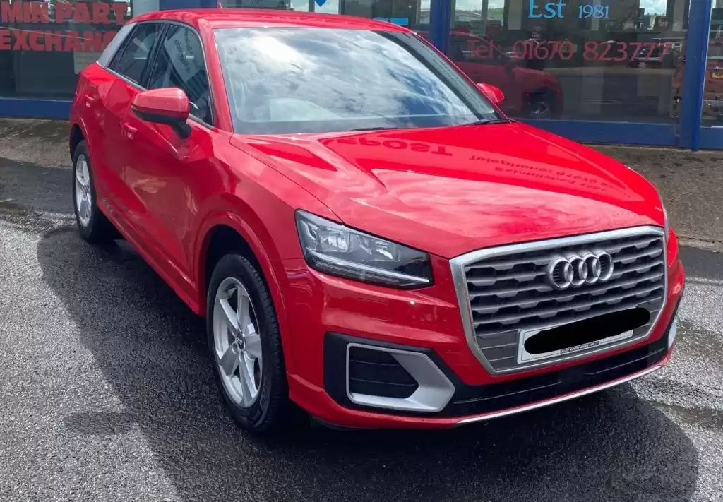 مستعملة Audi Q2 للبيع في إنجلترا #28123 - 1  صورة 