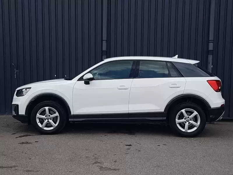 Использовал Audi Q2 Продается в Большой Лондон , Англия #28438 - 1  image 