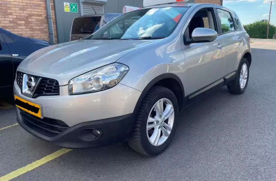 مستعملة Nissan Qashqai للبيع في لندن-الكبرى , إنجلترا #28465 - 1  صورة 
