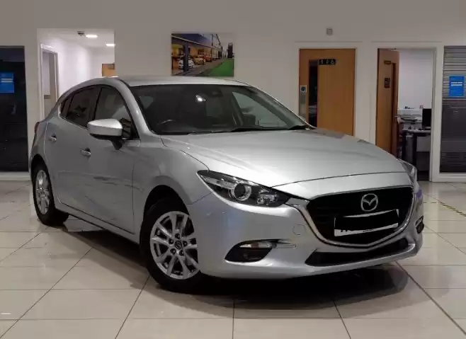 مستعملة Mazda Mazda3 للبيع في لندن , لندن-الكبرى , إنجلترا #28648 - 1  صورة 