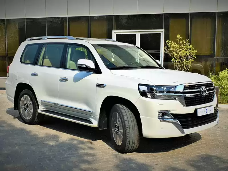 用过的 Toyota Land Cruiser SUV 出租 在 巴格达省 #29070 - 1  image 