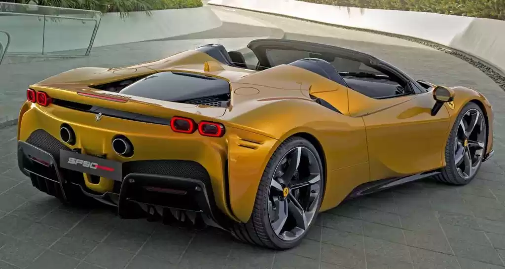 Использовал Ferrari Unspecified Продается в Лондон , Большой Лондон , Англия #29189 - 1  image 
