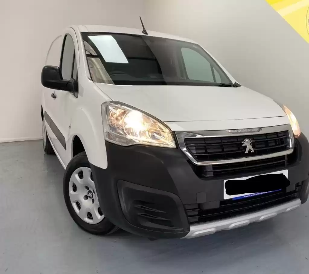 مستعملة Peugeot Partner Tepee للبيع في لندن , لندن-الكبرى , إنجلترا #29264 - 1  صورة 