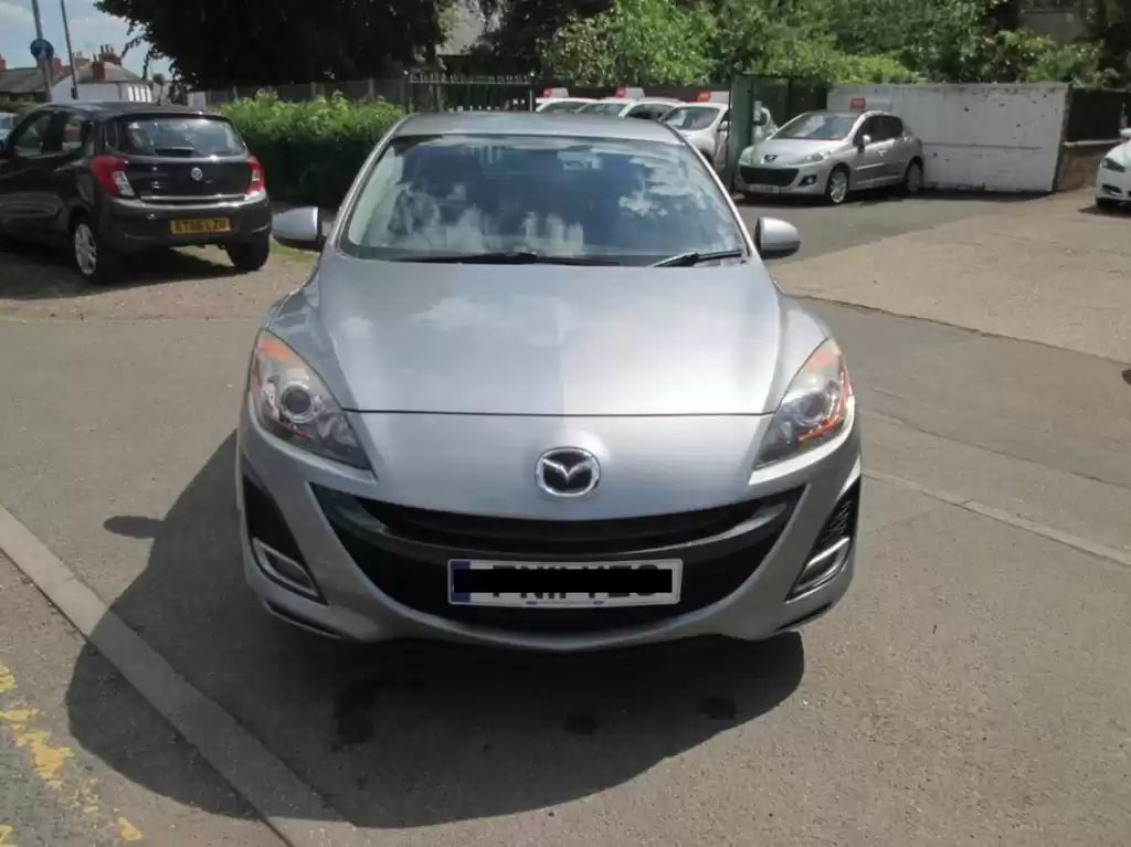 مستعملة Mazda Mazda3 للبيع في لندن-الكبرى , إنجلترا #29347 - 1  صورة 