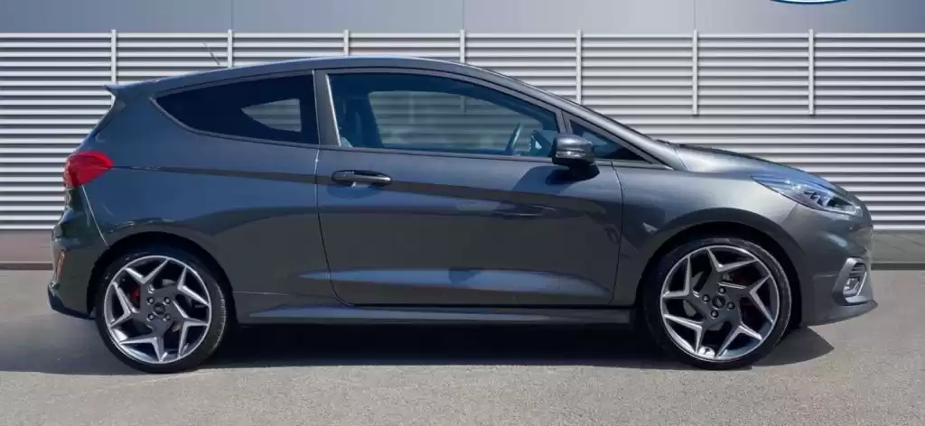 مستعملة Ford Fiesta للبيع في لندن , لندن-الكبرى , إنجلترا #29357 - 1  صورة 