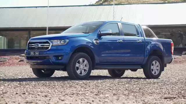 Использовал Ford Unspecified Продается в Лондон , Большой Лондон , Англия #29458 - 1  image 
