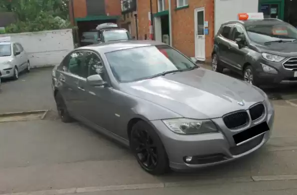 مستعملة BMW 320 للبيع في لندن-الكبرى , إنجلترا #29524 - 1  صورة 