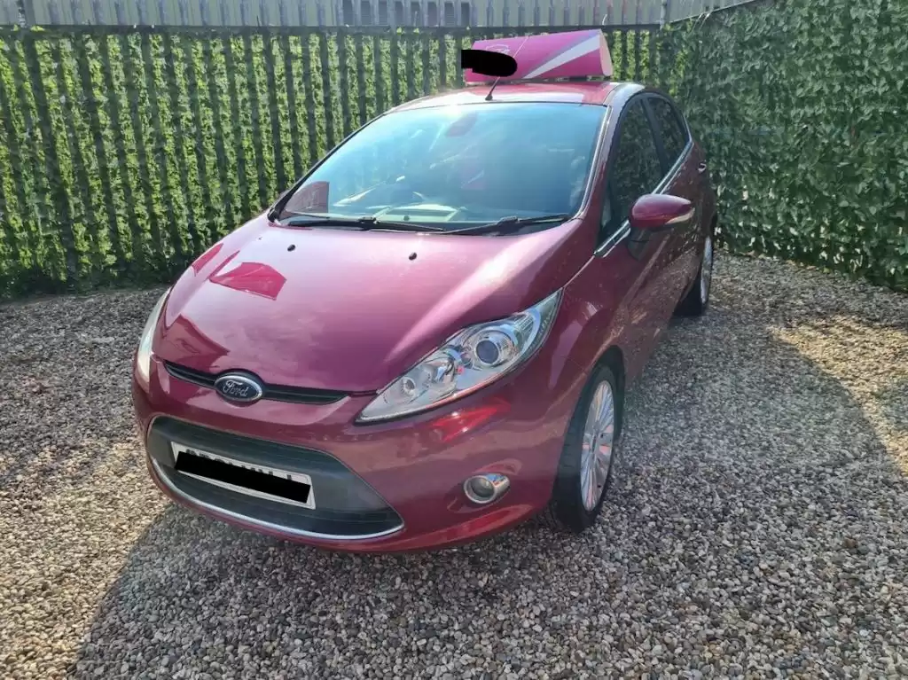 مستعملة Ford Fiesta للبيع في لندن , لندن-الكبرى , إنجلترا #29721 - 1  صورة 