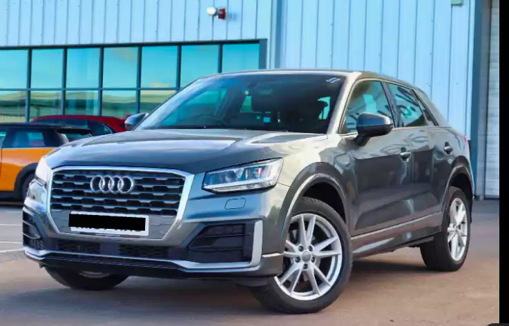 مستعملة Audi Q2 للبيع في لندن , لندن-الكبرى , إنجلترا #30287 - 1  صورة 