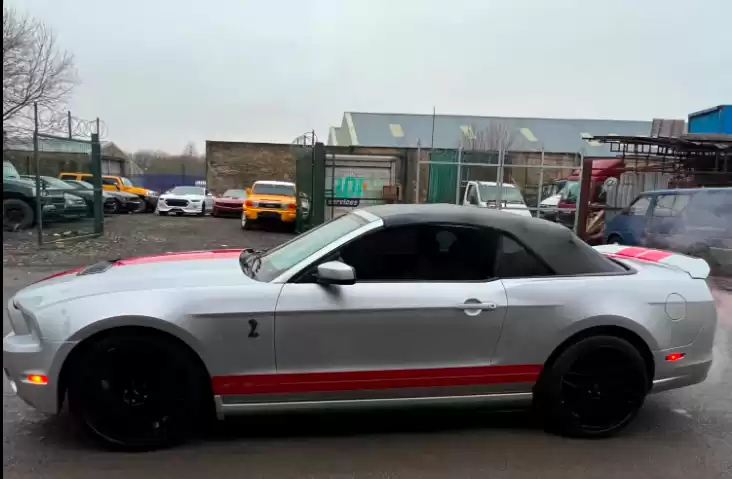 Использовал Ford Mustang Продается в Лондон , Большой Лондон , Англия #30603 - 1  image 