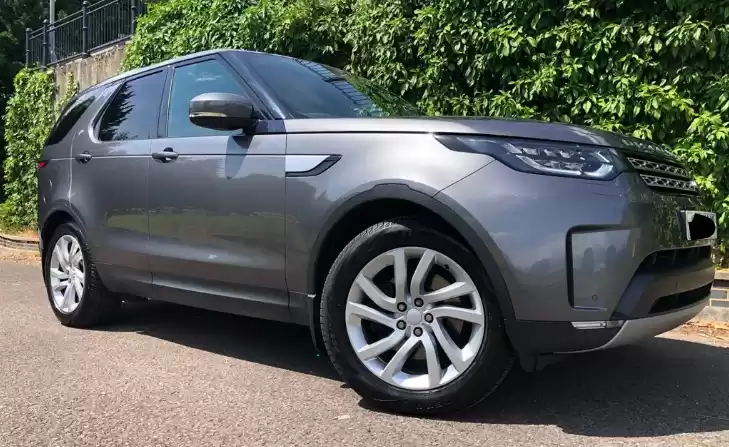 Utilisé Land Rover Discovery À vendre au Grand-Londres , Angleterre #30642 - 1  image 