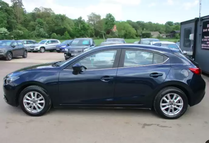 مستعملة Mazda Mazda3 للبيع في لندن-الكبرى , إنجلترا #30775 - 1  صورة 