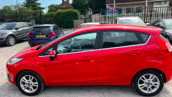 Использовал Ford Fiesta Продается в Большой Лондон , Англия #30811 - 1  image 