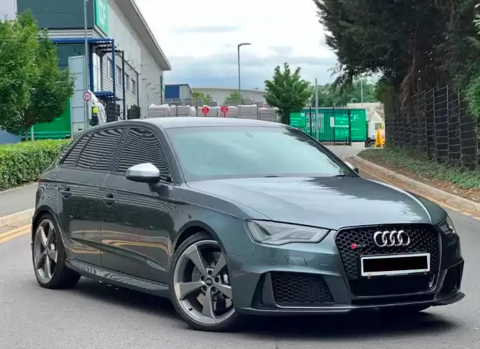 مستعملة Audi RS 3 للبيع في لندن-الكبرى , إنجلترا #30909 - 1  صورة 