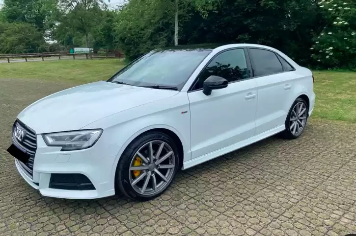 مستعملة Audi A3 Sedan للبيع في لندن , لندن-الكبرى , إنجلترا #30944 - 1  صورة 