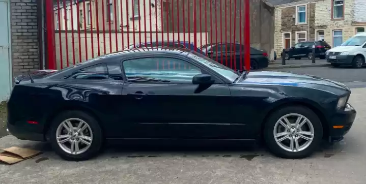 Использовал Ford Mustang Продается в Лондон , Большой Лондон , Англия #31048 - 1  image 