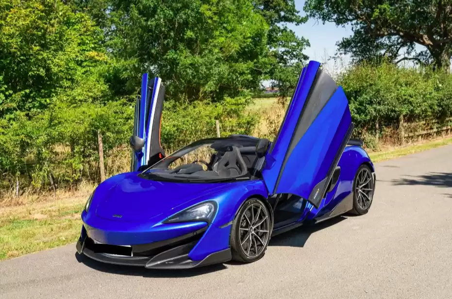مستعملة Mclaren Unspecified للبيع في لندن-الكبرى , إنجلترا #31119 - 1  صورة 