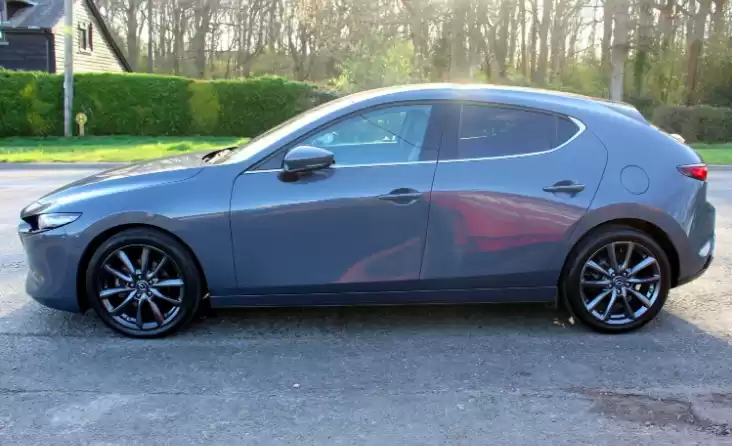 مستعملة Mazda Mazda3 للبيع في لندن-الكبرى , إنجلترا #31176 - 1  صورة 