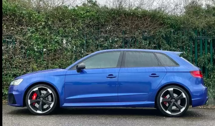 Использовал Audi RS 3 Продается в Лондон , Большой Лондон , Англия #31243 - 1  image 