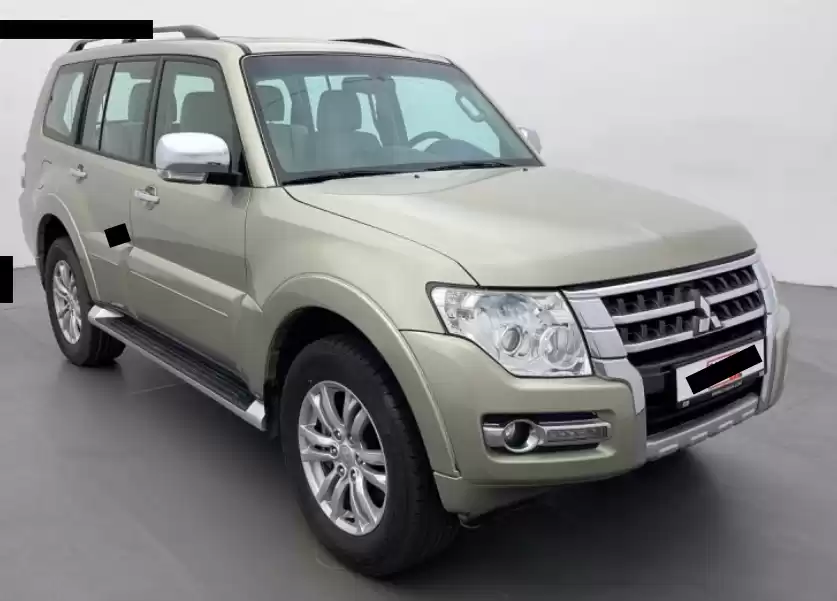 Использовал Mitsubishi Pajero Продается в Дубай #31326 - 1  image 