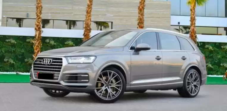Использовал Audi Q7 Продается в Дубай #31327 - 1  image 