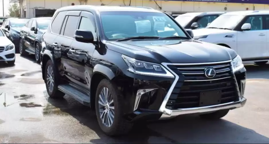مستعملة Lexus LX للبيع في دبي #31331 - 1  صورة 
