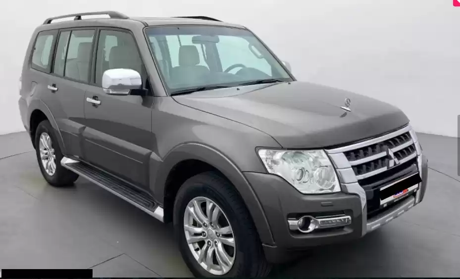 مستعملة Mitsubishi Pajero للبيع في دبي #31341 - 1  صورة 