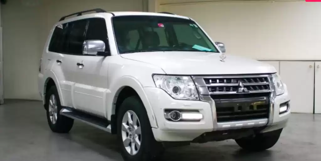 مستعملة Mitsubishi Pajero للبيع في دبي #31359 - 1  صورة 