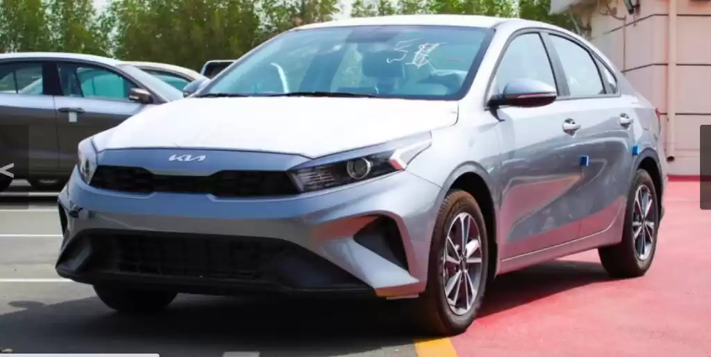 مستعملة Kia Cerato للبيع في دبي #31390 - 1  صورة 