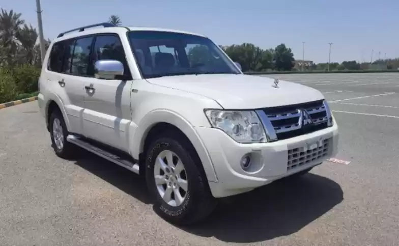 مستعملة Mitsubishi Pajero للبيع في دبي #31427 - 1  صورة 