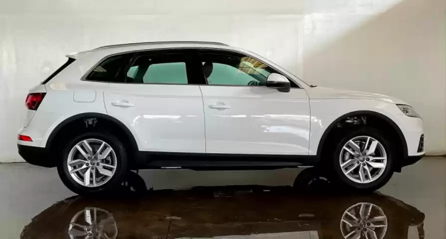 Использовал Audi Q5 Продается в Дубай #31449 - 1  image 