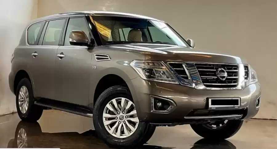 مستعملة Nissan Patrol للبيع في دبي #31473 - 1  صورة 