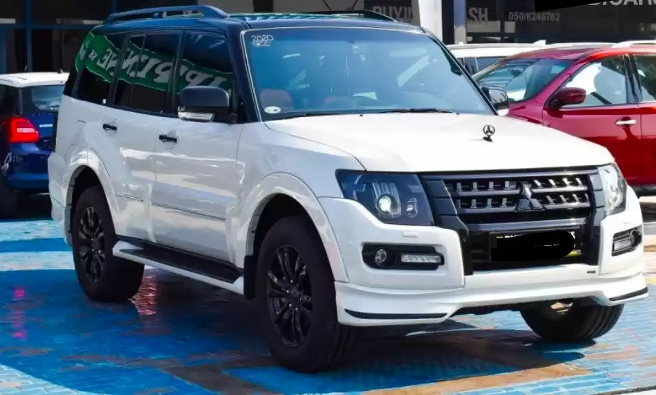 Использовал Mitsubishi Pajero Продается в Дубай #31478 - 1  image 