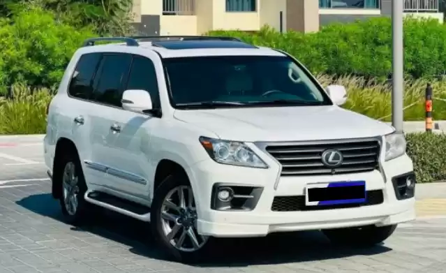 مستعملة Lexus LX للبيع في دبي #31508 - 1  صورة 