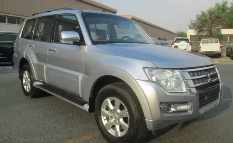 用过的 Mitsubishi Pajero 出售 在 迪拜 #31528 - 1  image 