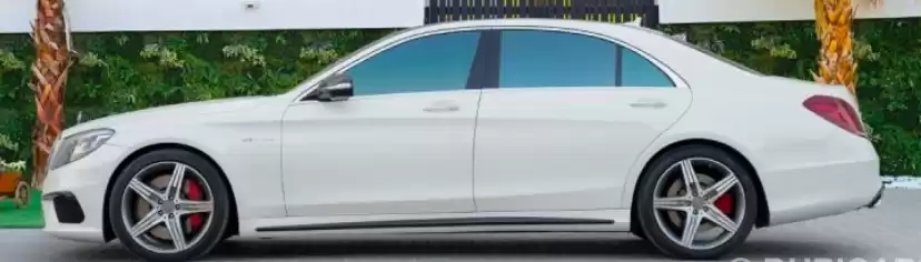 مستعملة Mercedes-Benz Unspecified للبيع في دبي #31627 - 1  صورة 