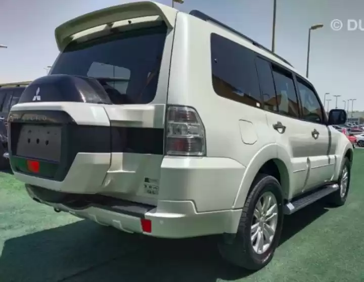 مستعملة Mitsubishi Pajero للبيع في دبي #31628 - 1  صورة 