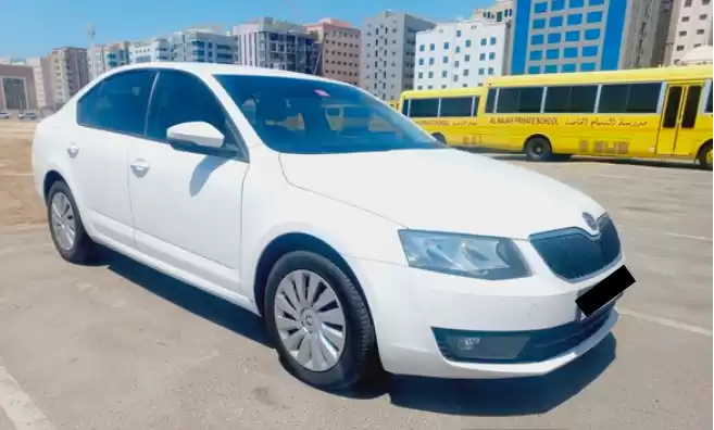 Использовал Skoda Octavia Продается в Дубай #31653 - 1  image 