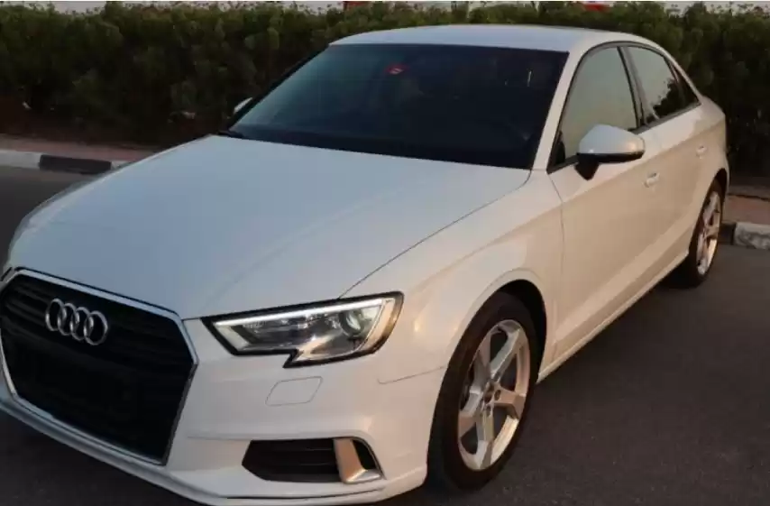 Использовал Audi A3 Sedan Продается в Дубай #31661 - 1  image 