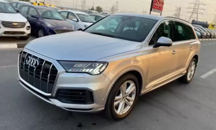 مستعملة Audi Q7 للبيع في دبي #31686 - 1  صورة 