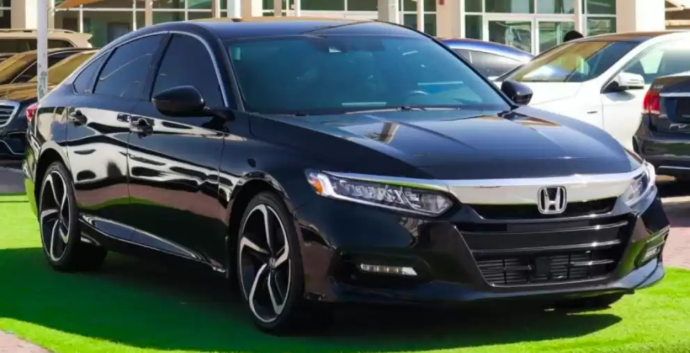 مستعملة Honda Accord للبيع في دبي #31698 - 1  صورة 