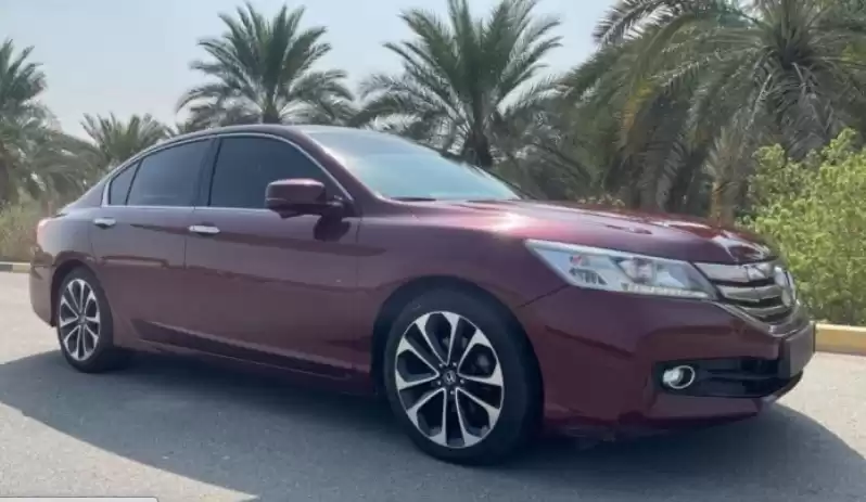 مستعملة Honda Accord للبيع في دبي #31808 - 1  صورة 