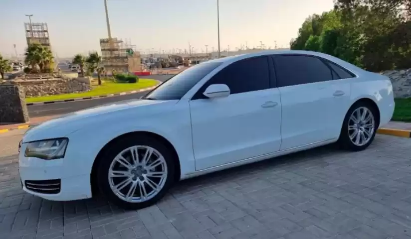 Использовал Audi A8 Продается в Дубай #31853 - 1  image 