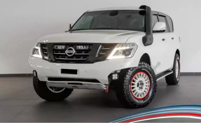 مستعملة Nissan Patrol للبيع في دبي #31907 - 1  صورة 