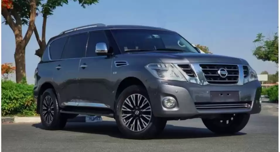 مستعملة Nissan Patrol للبيع في دبي #31922 - 1  صورة 