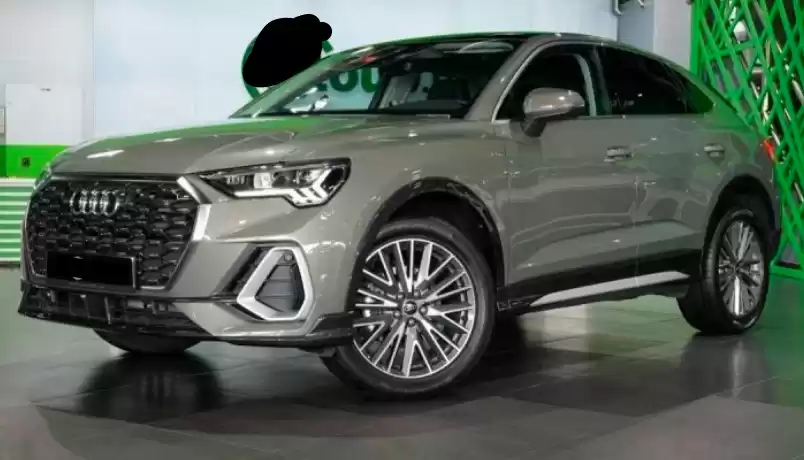 مستعملة Audi Q3 للبيع في دبي #31995 - 1  صورة 