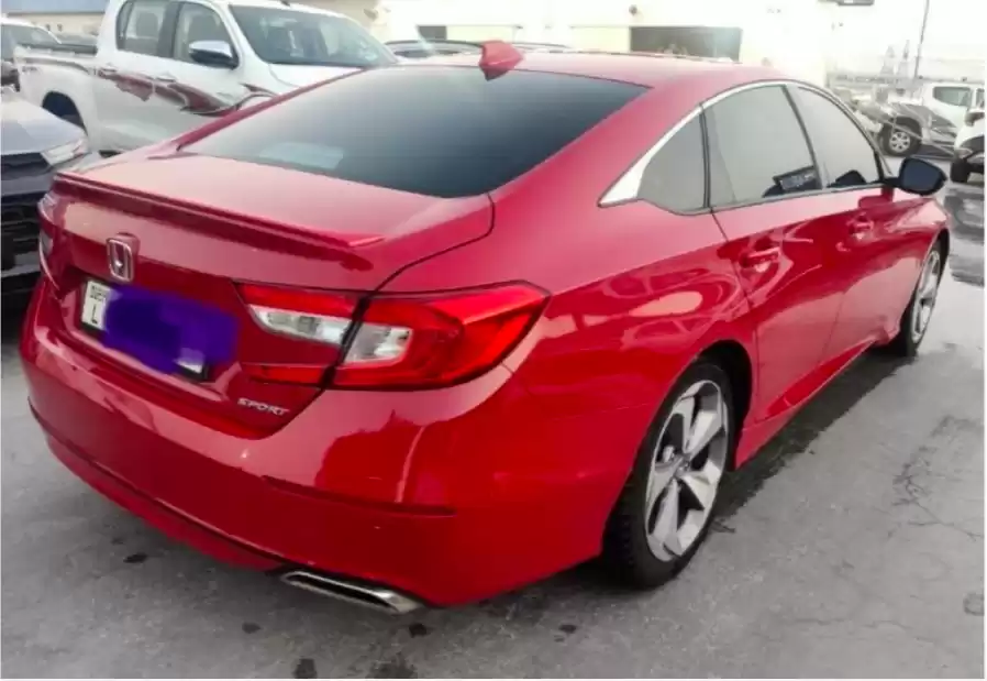 مستعملة Honda Accord للبيع في دبي #32005 - 1  صورة 